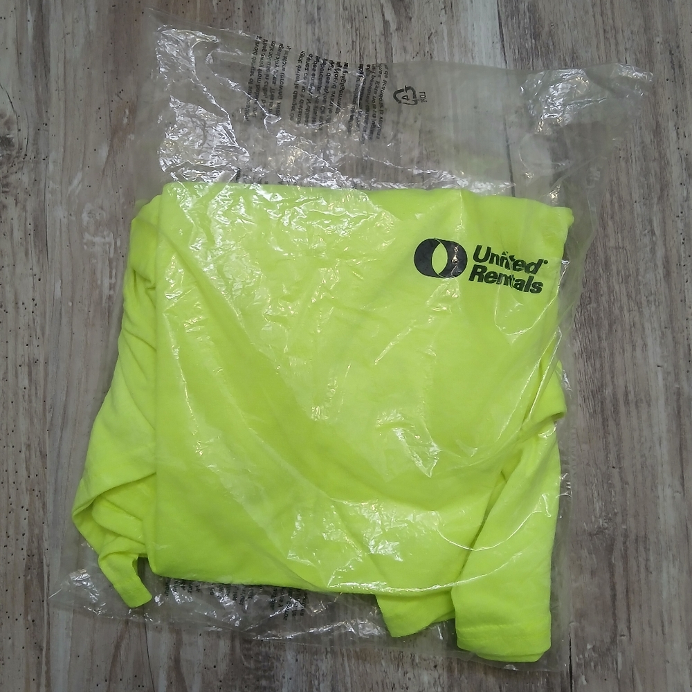 United Rentals Hi-Vis Safety T-Shirt NEW Men's 3XL Neon Yellow High Visibility